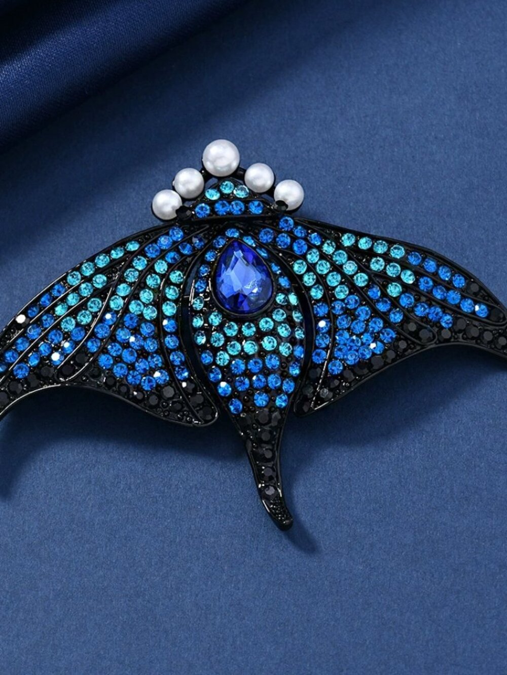 Ombré Blue Crystal Manta Ray Brooch with Pearls